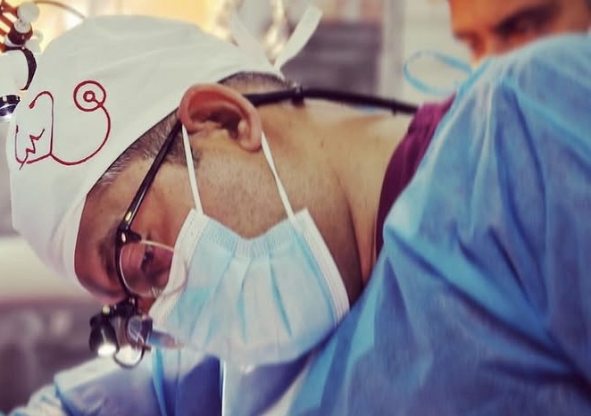 Mr. Bharath Puttur performing advanced oral surgery